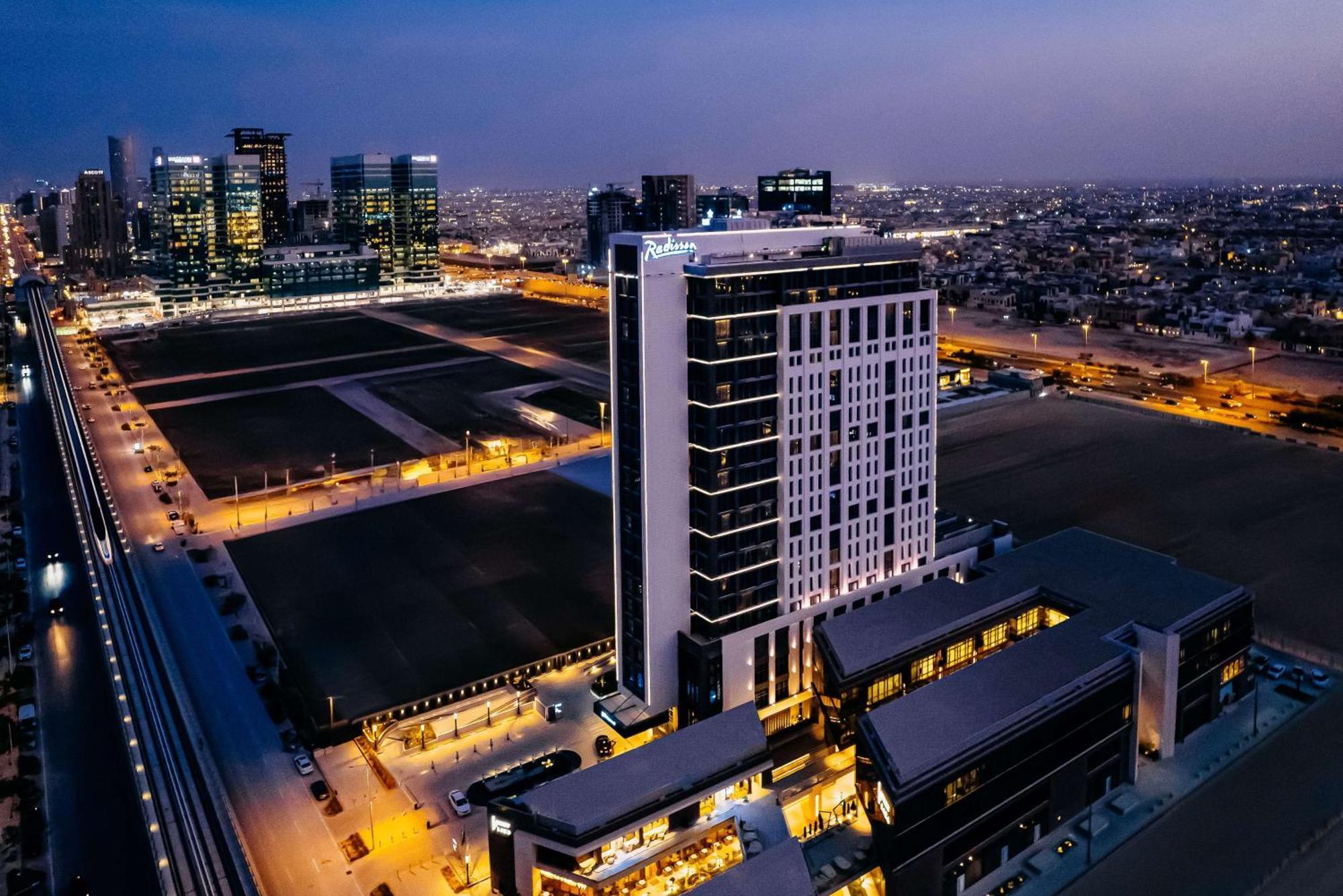 Radisson Hotel & Residence Riyadh Olaya Exterior photo